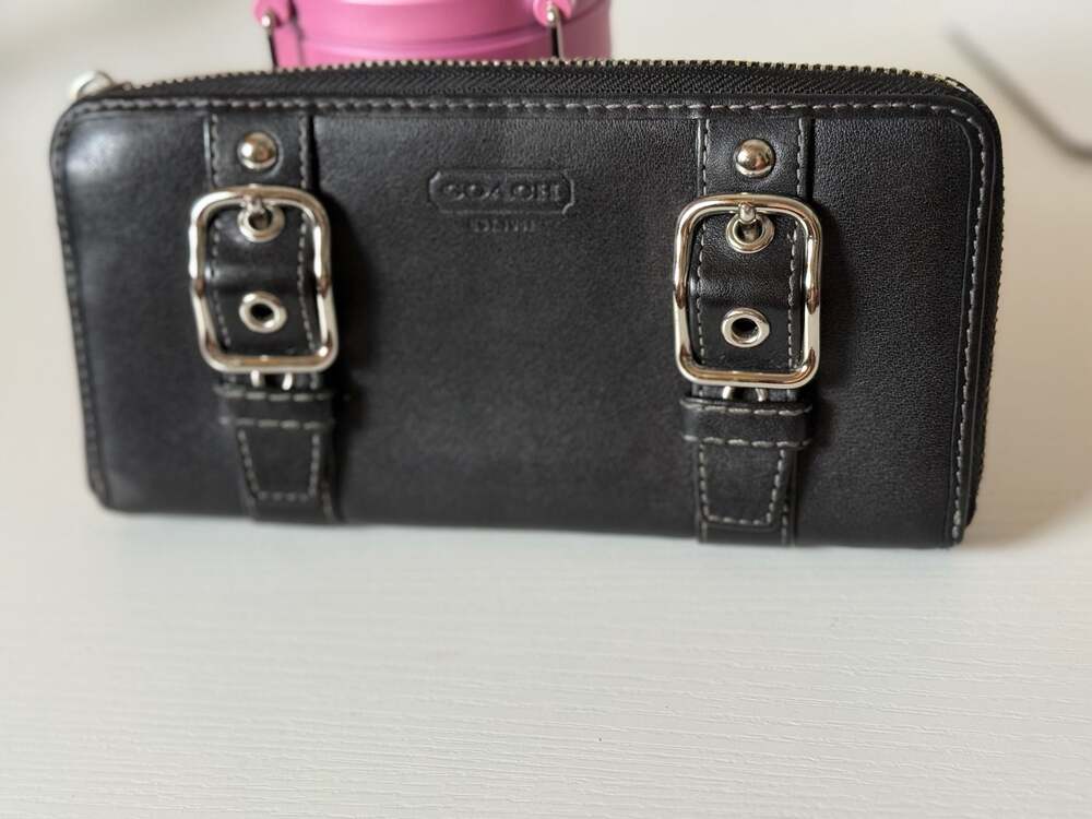 Gorgeous Vintage Coach Long Wallet Zip-Around Double Belt Brown & Silver 8"x4"